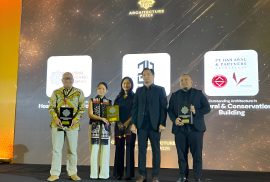 Mr. Adi Received an Award